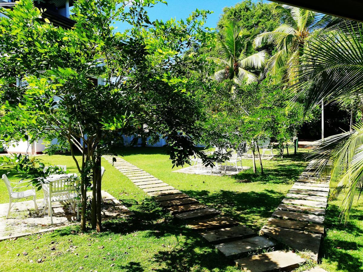 Rajarata Lodge Anuradhapura Esterno foto